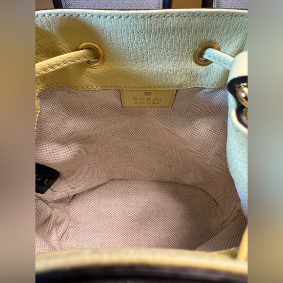 New Gucci GG Supreme Jumbo Logo Bucket Shoulder Bag - Picture 9 of 12